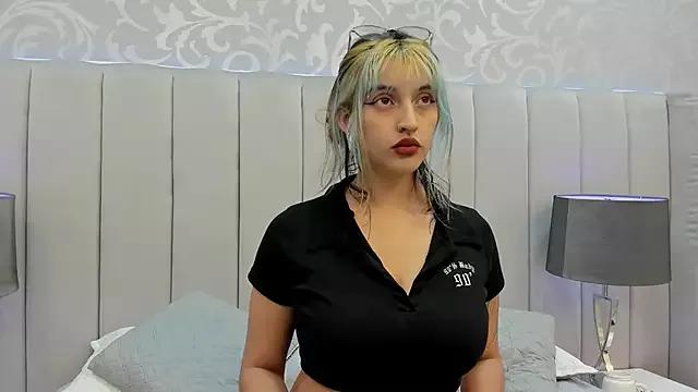 Checkout girls naked models with similar nickname. Cute sexy Free Models.