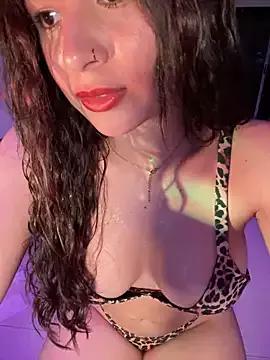 bella_parisi from StripChat