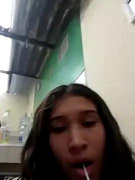 Bella_Roxe from StripChat