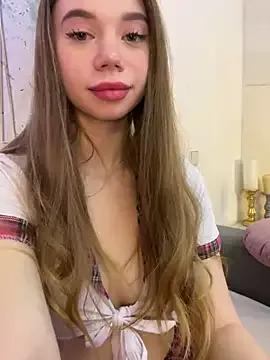 Bella_Suns from StripChat