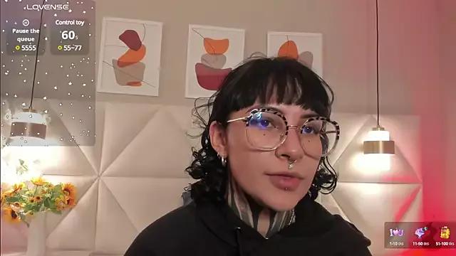 Bella_veil from StripChat is Freechat
