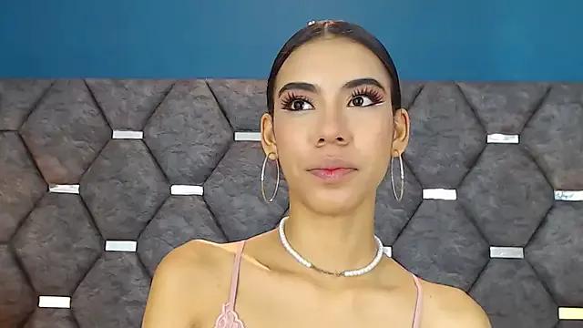BellaConner from StripChat