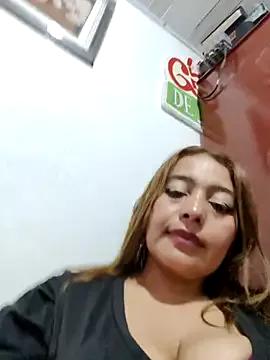 Bellamoretii5 from StripChat is Freechat