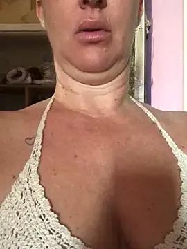BELLAMORGANE1 from StripChat is Freechat