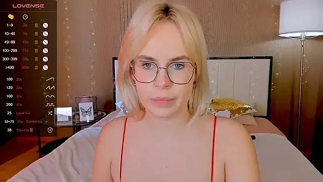 Checkout girls naked models with similar nickname. Cute sexy Free Models.