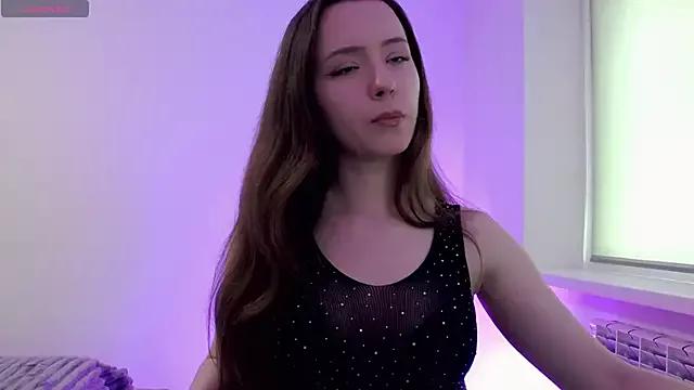 BellaVelure from StripChat