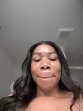Belle___ from StripChat is Freechat