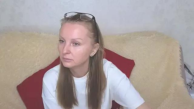 BelleAmiee from StripChat is Freechat