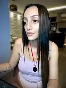 bellelouise from StripChat