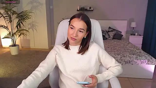 Bellla_Haddid from StripChat