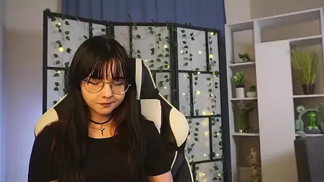 BereniceBattersby from StripChat is Freechat