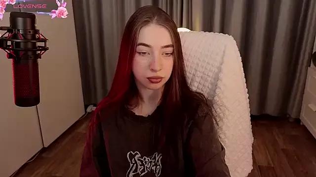 Berry_Muffin from StripChat