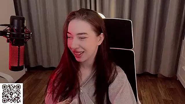 Berry_Muffin from StripChat