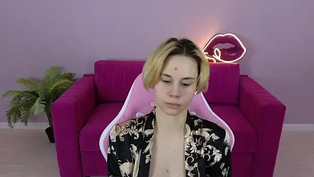 Checkout girls naked models with similar nickname. Cute sexy Free Models.