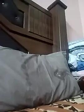 Bigassapple from StripChat is Freechat