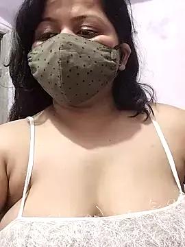BigAssSarah from StripChat is Freechat
