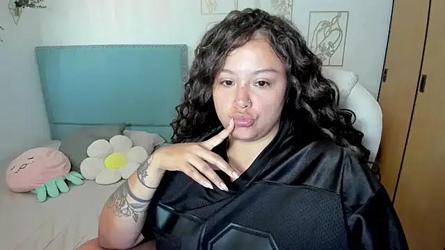 Bigbooty-30 from StripChat