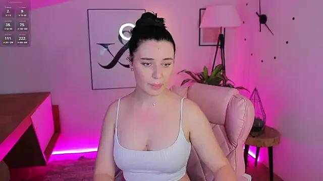 Black___Barbie from StripChat is Freechat