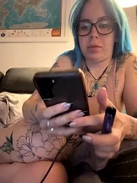 BlueBelle from StripChat