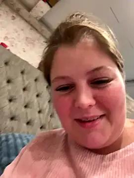 BootyLola from StripChat is Freechat