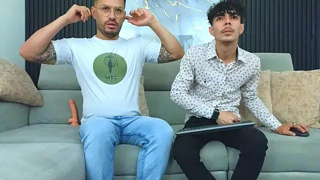 boysonfiree from StripChat is Freechat