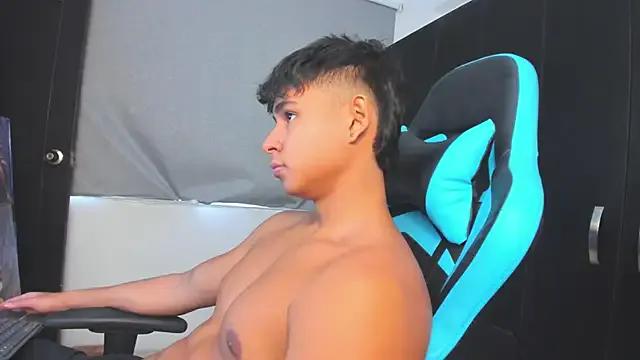 Bray_Kevin from StripChat is Freechat