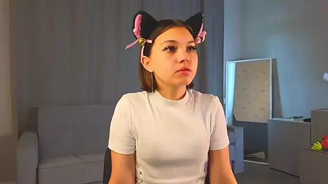 BreeHeston from StripChat is Freechat