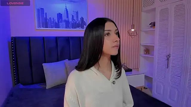 briela_baddie from StripChat is Freechat