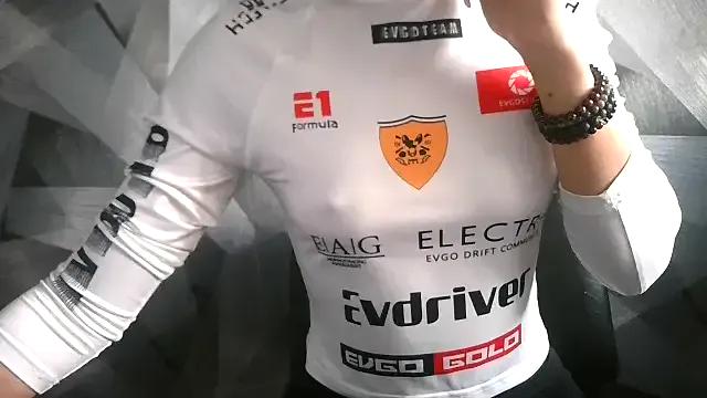 BritneyXKittensx from StripChat is Freechat