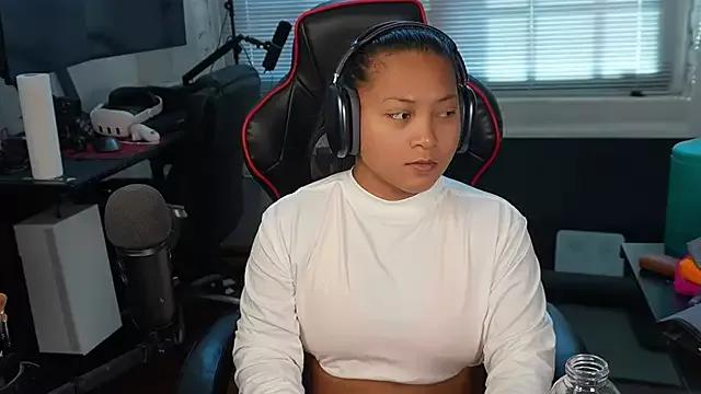 Bubbleliyah from StripChat