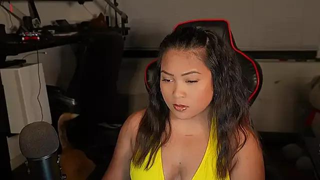 Bubbleliyah from StripChat