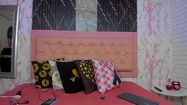 BUNNY__VELEZ from StripChat
