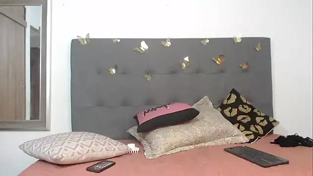 BUNNY__VELEZ from StripChat