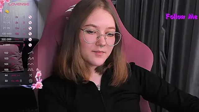 bunny_bubble from StripChat