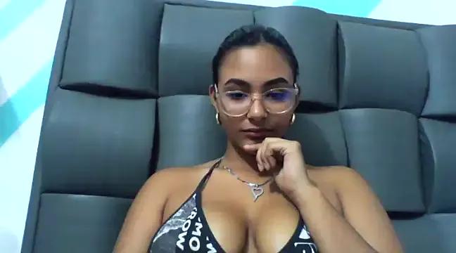 bunnysmooth from StripChat