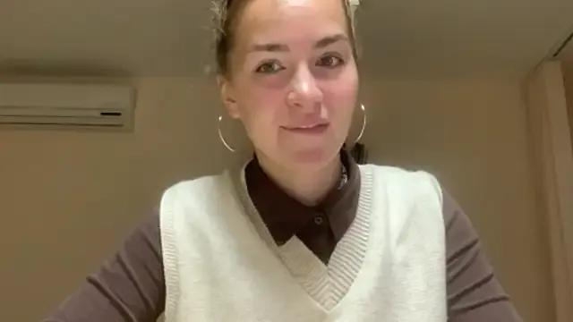 BunnyTiedeman from StripChat is Freechat
