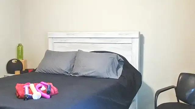 Calimarina from StripChat is Freechat