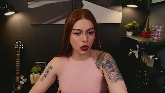 callmeLUNA from StripChat is Freechat