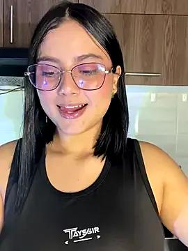 cami_zanss from StripChat is Freechat
