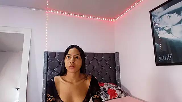 CamiilaRouse from StripChat is Freechat
