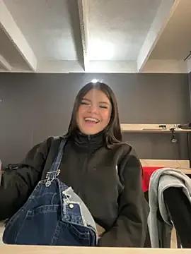 Camila_Duarte_ from StripChat is Freechat