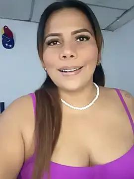 camila_rogue from StripChat is Freechat