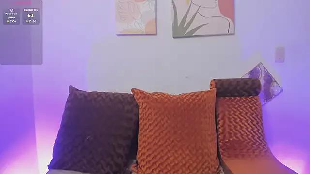 camilafoox7 from StripChat is Freechat