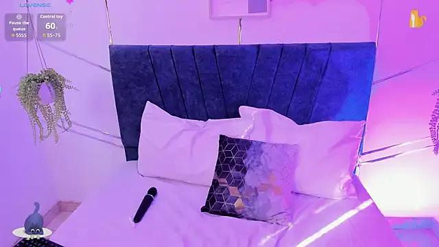 Camilla_Miller01 from StripChat is Freechat