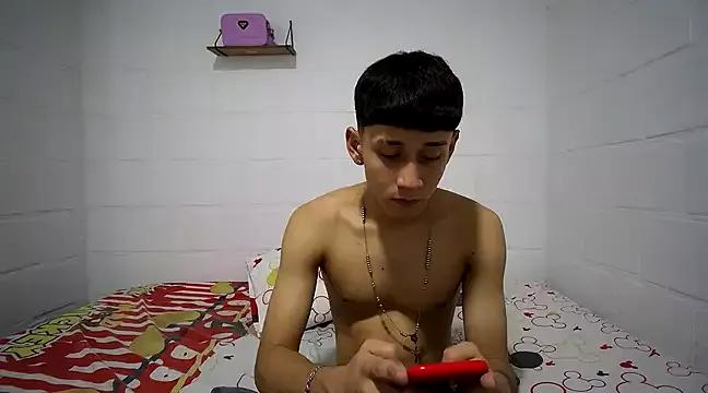 camilo_mod from StripChat is Freechat