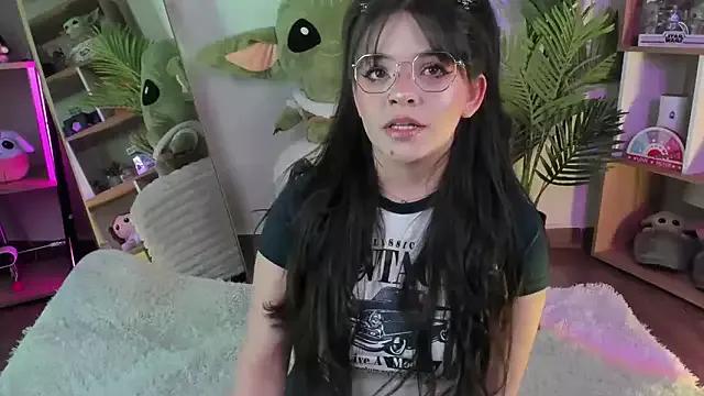 cammiefoalss from StripChat
