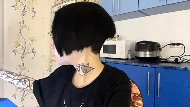 CandaceBlaze from StripChat is Freechat