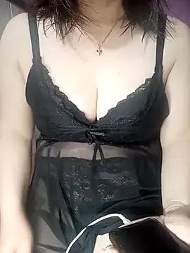 Candy-bae from StripChat is Freechat