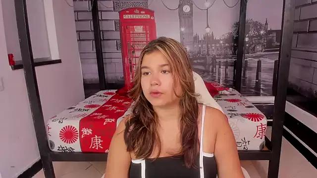 candy_cute_4u from StripChat is Freechat