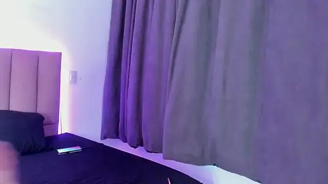 CandyAinsley from StripChat is Freechat